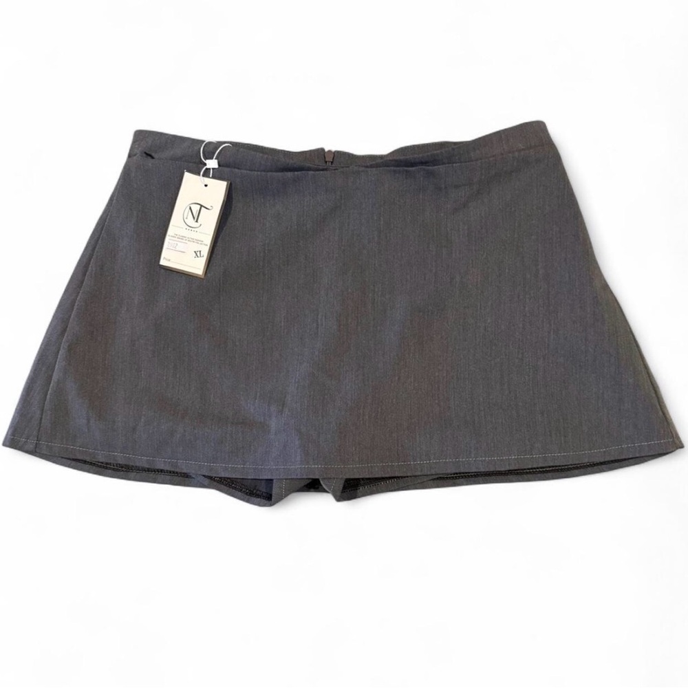 Women's Gray Skort Best fit S/M